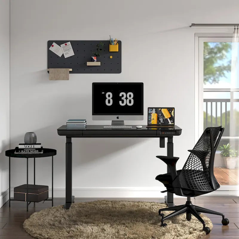 KOWO Bureau électrique debout en verre de 48 pouces avec plateau en verre trempé, poste de travail assis-debout à hauteur réglable pour bureau moderne