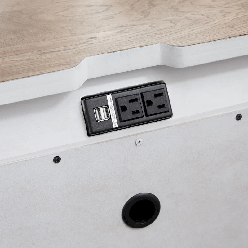 Table de chevet 3 tiroirs "Farmhouse Reimagined" avec station de charge