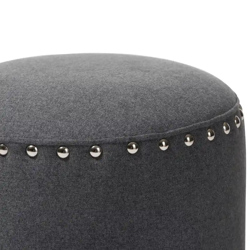 Rosine, ottoman en tissu garni de clous, style moderne et contemporain